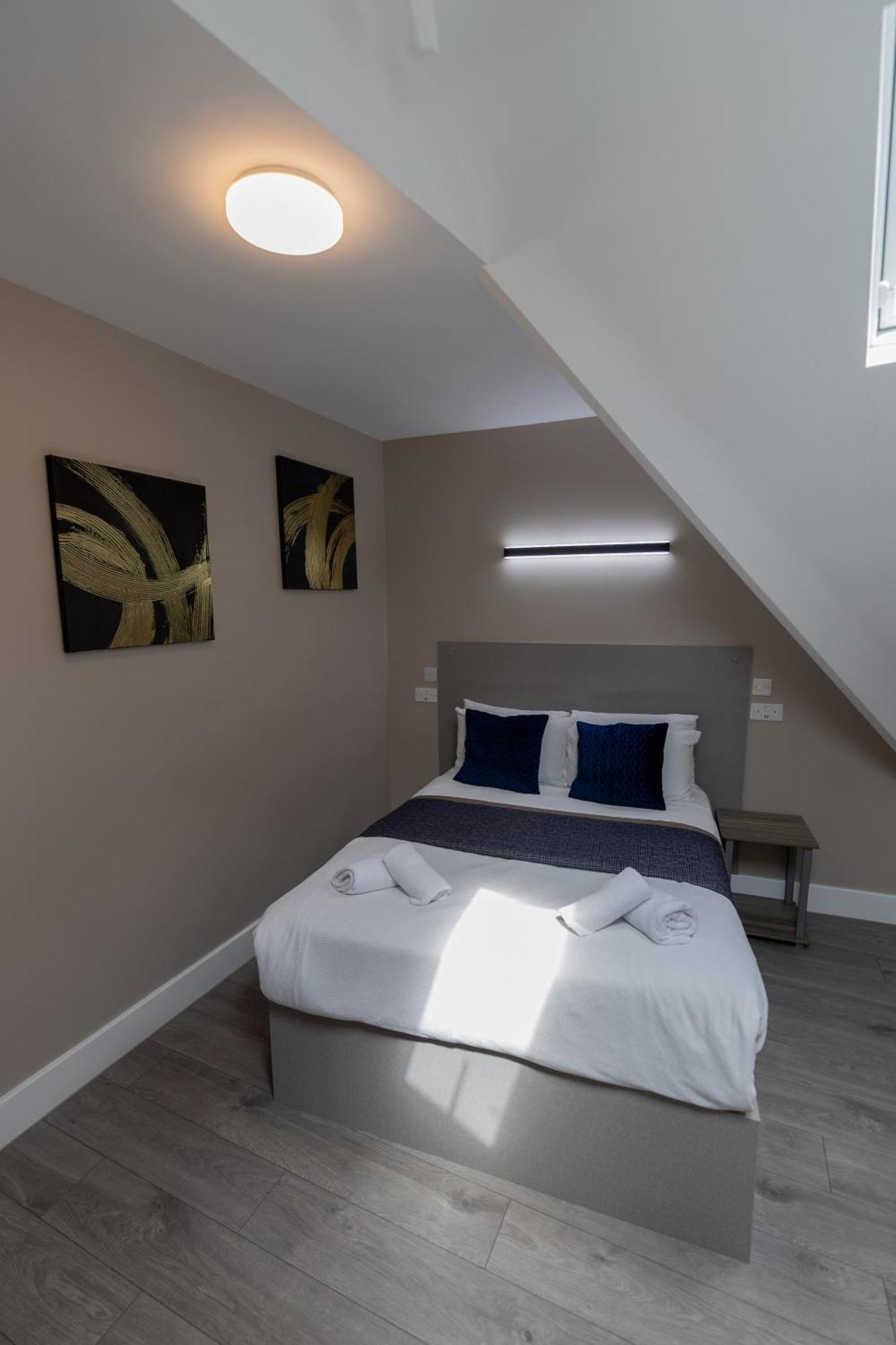 Paragraph Palmers Green Buitenkant foto